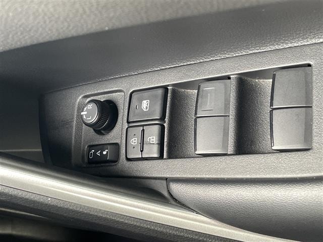 Toyota COROLLA CROSS 2024 6976499-5