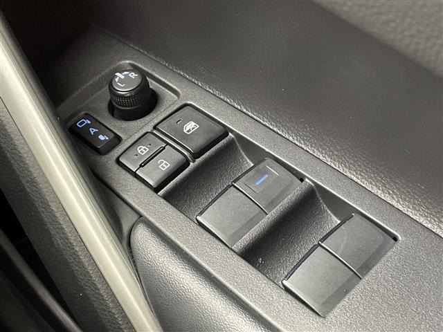 Toyota COROLLA CROSS 2021 6976526-10
