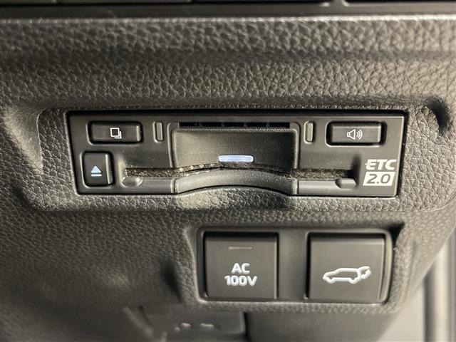 Toyota COROLLA CROSS 2023 6976598-11
