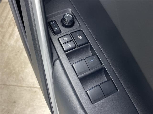 Toyota COROLLA CROSS 2023 6976598-22