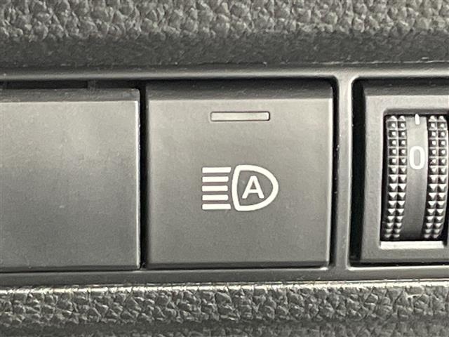 Toyota COROLLA CROSS 2023 6976701-3