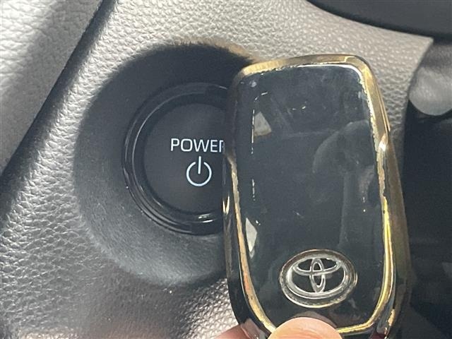 Toyota COROLLA CROSS 2024 6976717-8