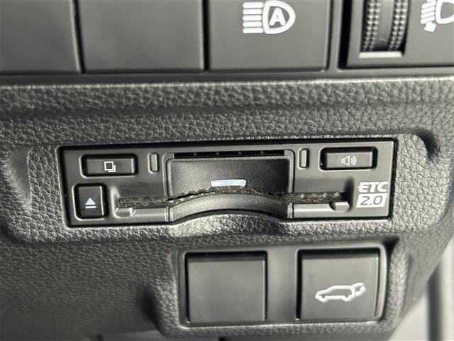 Toyota COROLLA CROSS 2024 6976794-3