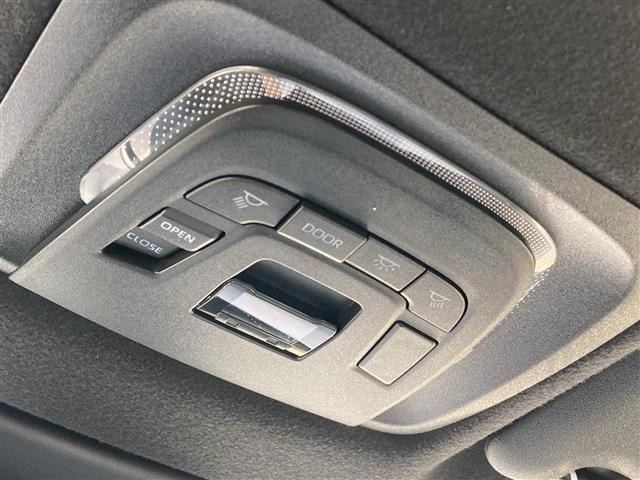 Toyota COROLLA CROSS 2023 6976844-11