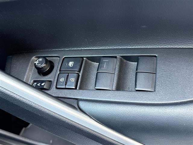 Toyota COROLLA CROSS 2023 6976937-2
