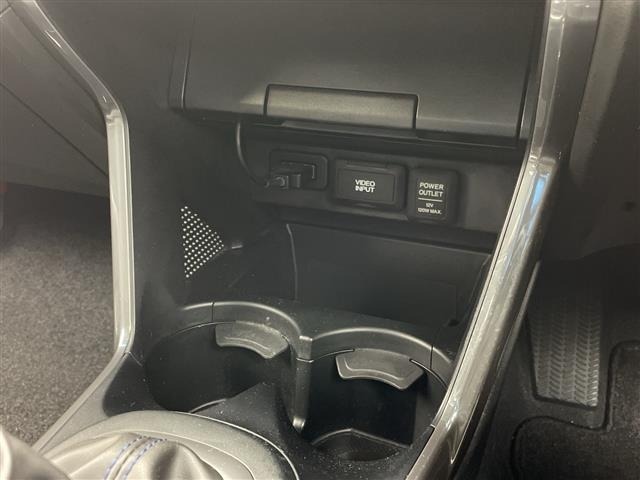 Honda CR-Z 2011 6988267-12