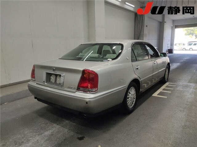 Toyota CROWN MAJESTA 2001 6992547-5