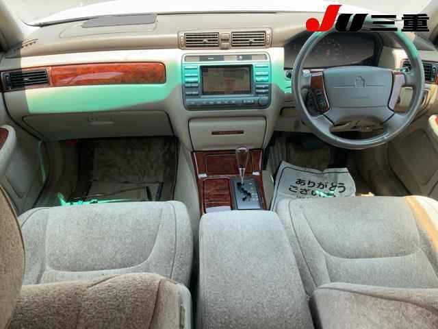 Toyota CROWN MAJESTA 2001 6992558-8