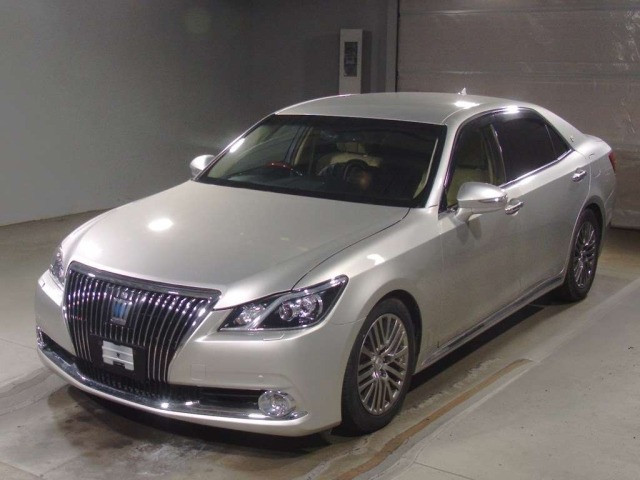 Toyota CROWN MAJESTA 2015 6992559-0
