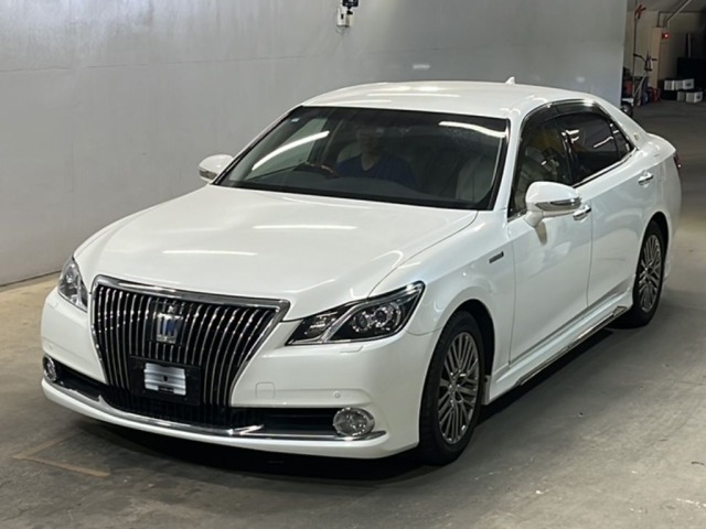 Toyota CROWN MAJESTA 2015 6992589-0