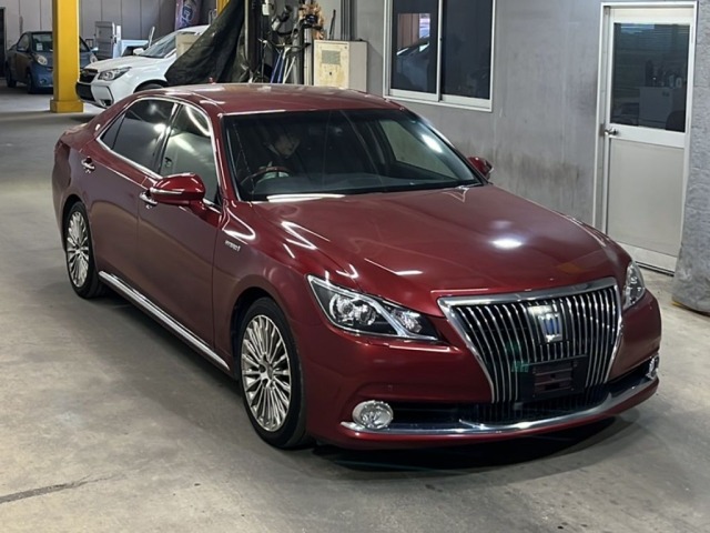 Toyota CROWN MAJESTA 2013 6992601-4