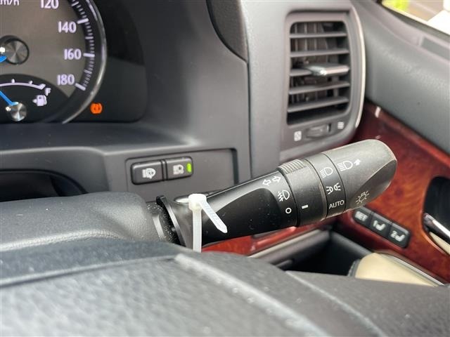 Toyota CROWN MAJESTA 2013 6992622-9