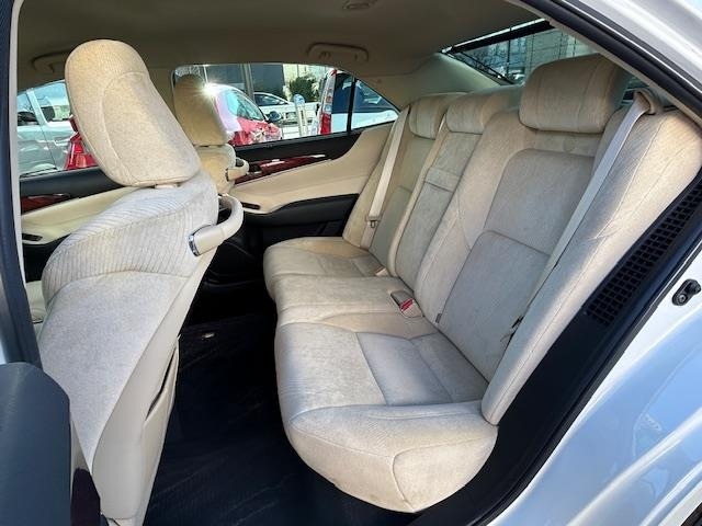 Toyota CROWN MAJESTA 2015 6992640-2