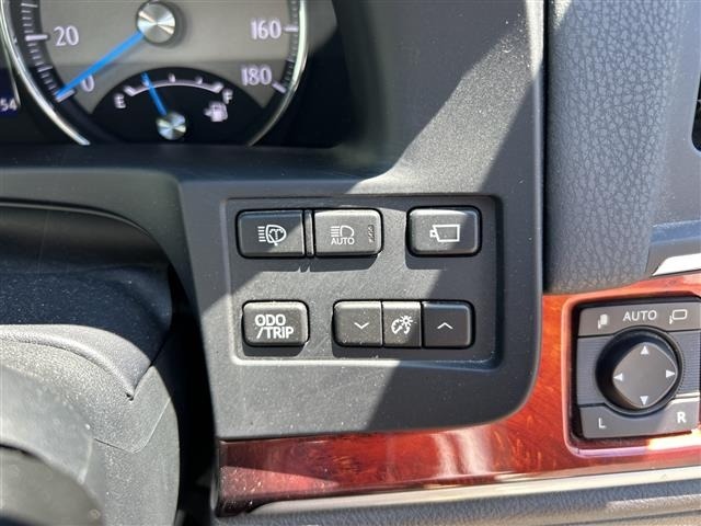 Toyota CROWN MAJESTA 2013 6992656-22