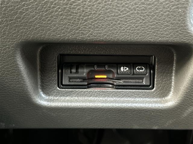 Nissan CUBE 2017 6981198-9