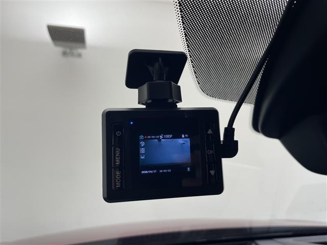 Mazda CX-30 2023 6992521-2