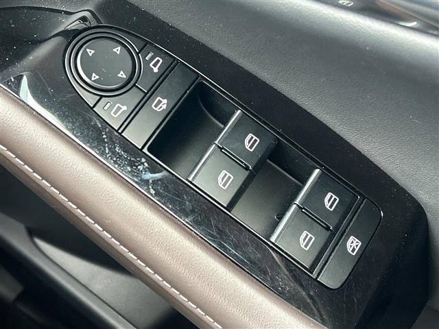 Mazda CX-30 2022 6992613-22