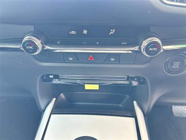 Mazda CX-30 2023 6992679-3