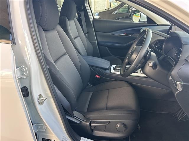 Mazda CX-30 2023 6992679-7