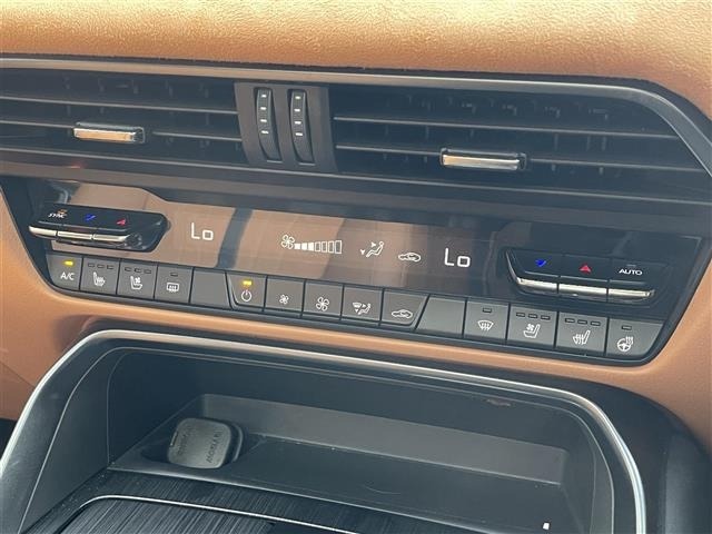 Mazda CX-60 2023 7002410-22