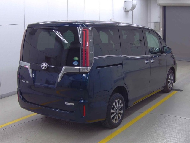 Toyota ESQUIRE 2019 6976602-4