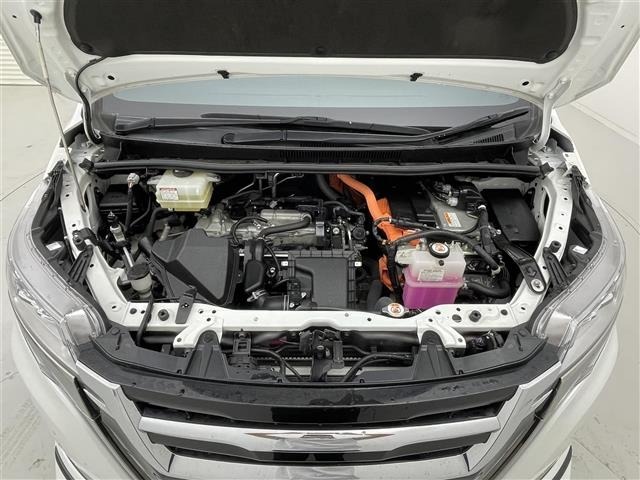 Toyota ESQUIRE 2019 6976909-14