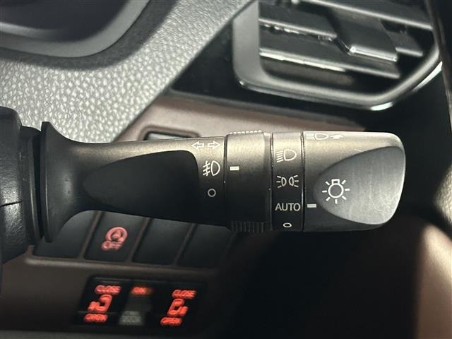 Toyota ESQUIRE 2016 6977026-19