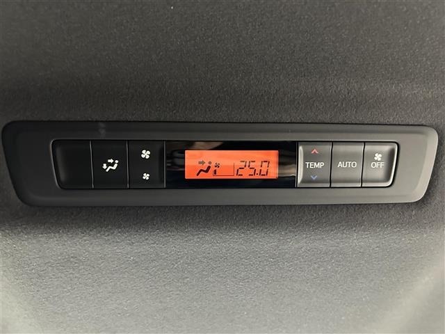 Toyota ESQUIRE 2020 6977027-19