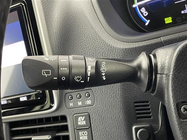 Toyota ESQUIRE 2020 6977071-7