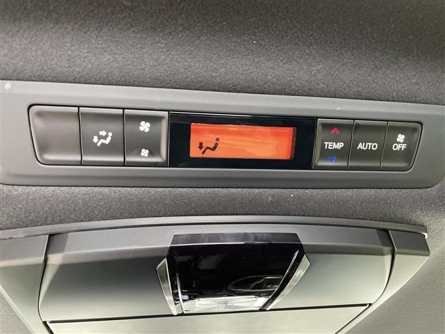 Toyota ESQUIRE 2020 6977166-2