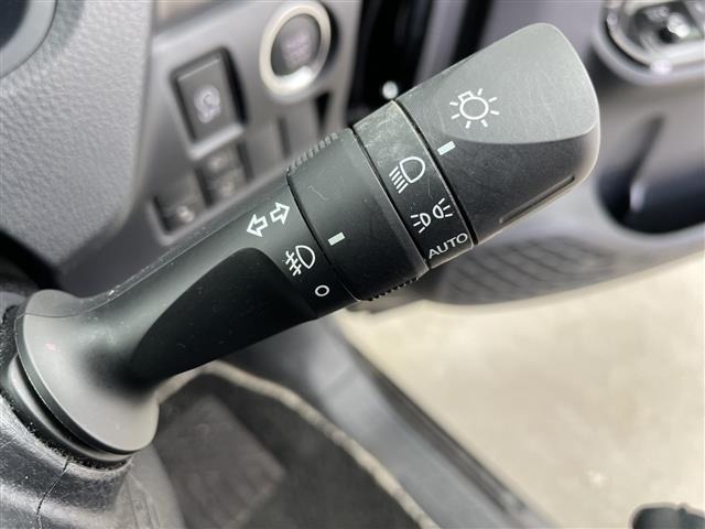 Toyota ESQUIRE 2020 6977166-8