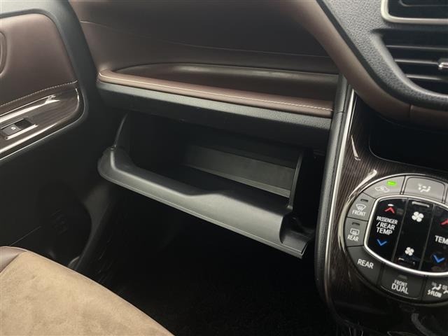 Toyota ESQUIRE 2019 6977238-12