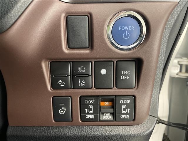 Toyota ESQUIRE 2019 6977238-18