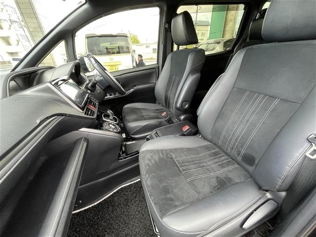 Toyota ESQUIRE 2020 6977245-2