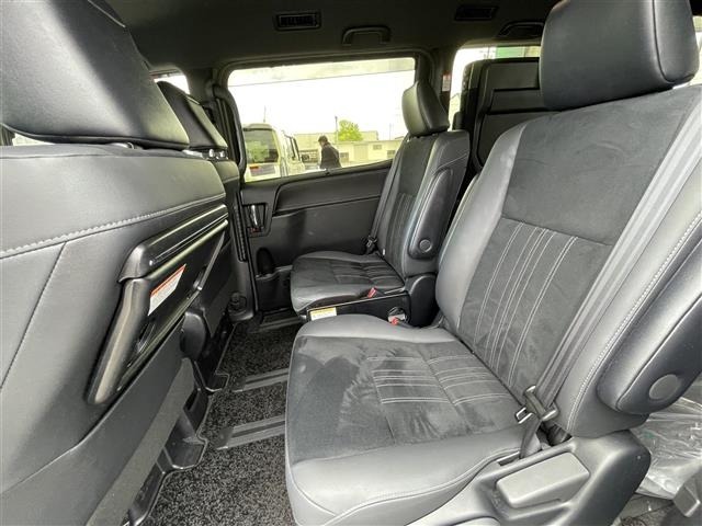 Toyota ESQUIRE 2020 6977245-6