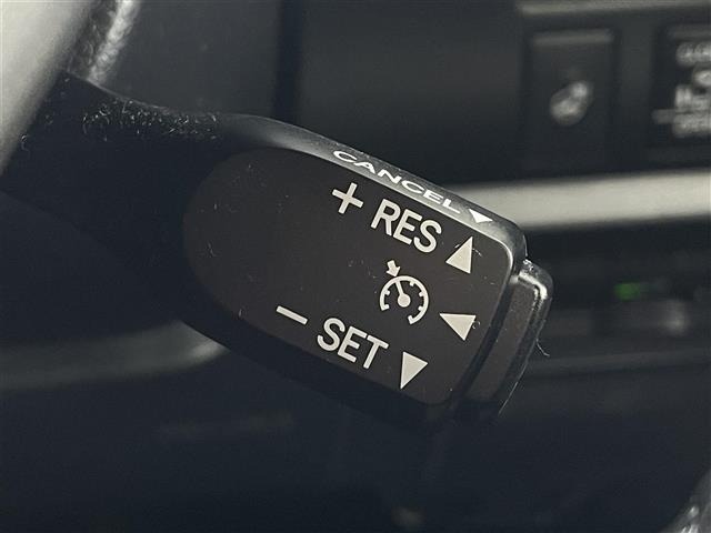 Toyota ESQUIRE 2020 6977245-7