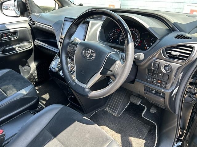 Toyota ESQUIRE 2021 6977254-17