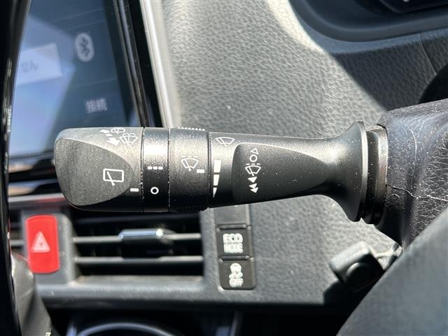 Toyota ESQUIRE 2021 6977254-19