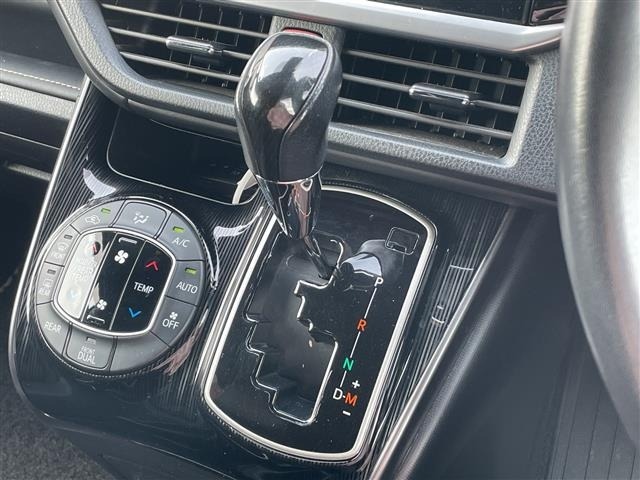 Toyota ESQUIRE 2019 6977389-10