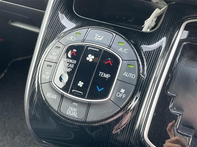 Toyota ESQUIRE 2019 6977389-11