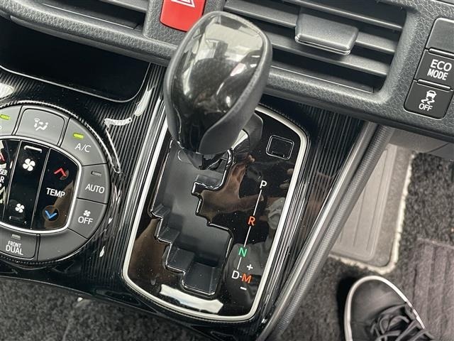 Toyota ESQUIRE 2019 6977445-5