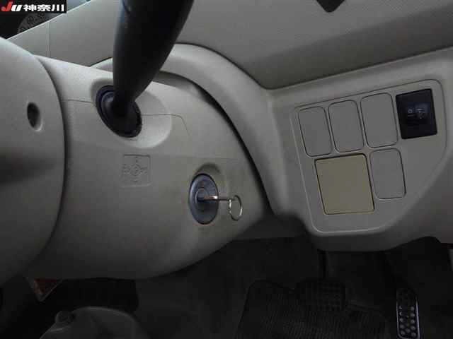 Daihatsu ESSE 2006 7000164-7