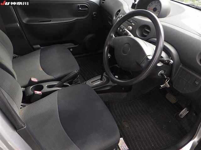 Daihatsu ESSE 2009 7000167-8