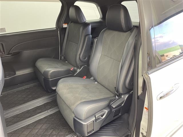 Toyota ESTIMA 2017 6979540-8