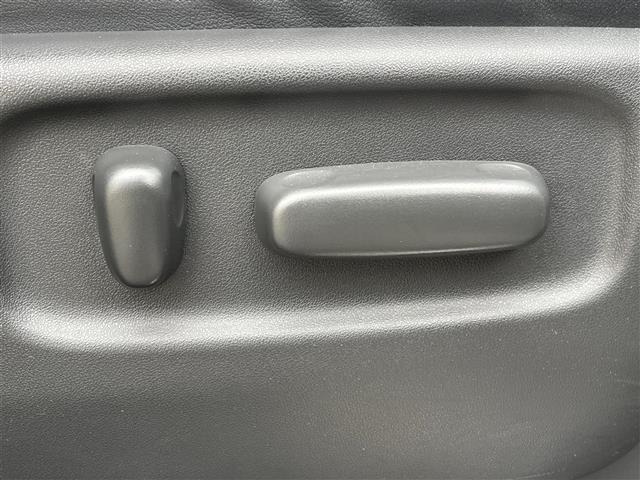 Toyota ESTIMA 2013 6979905-1