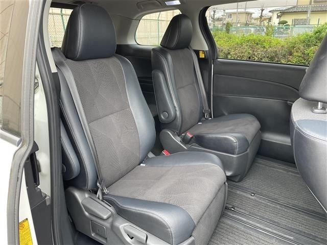 Toyota ESTIMA 2013 6979905-9