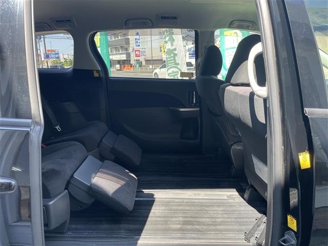 Toyota ESTIMA 2012 6979907-1