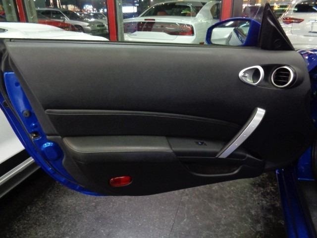 Nissan FAIRLADY Z 2004 6986859-30