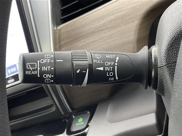 Honda FREED 2023 6998378-3