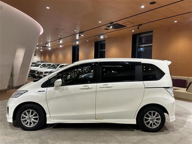Honda FREED 2012 6999530-3